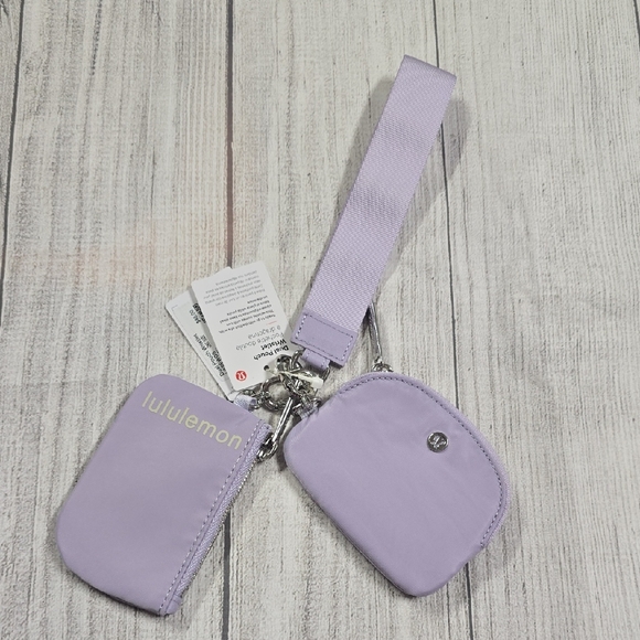 NWT Lululemon Dual Pouch Wristlet - Picture 3 of 6